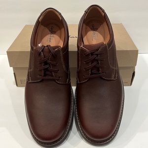 Men's Clarks Rendell Plain Oxford Shoe Mahogany Full Grain Leather 26145347 New